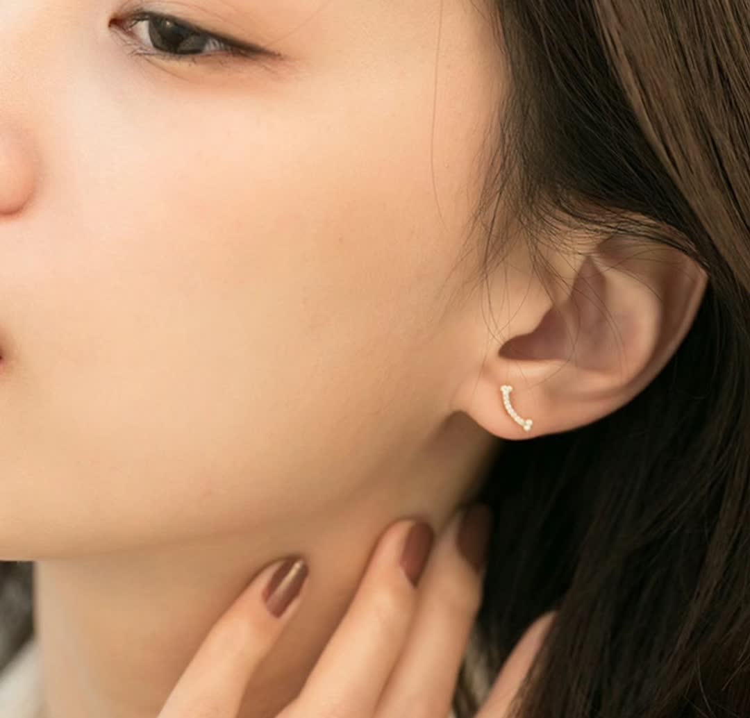 Tiffany & Co. Elsa Peretti® Diamond Bar Stud Earrings